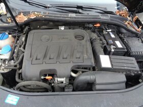 Škoda superb II kombi 2,0tdi, Rozprodám na náhradní díly - 6