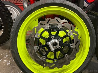 Kawasaki zx7r - 6