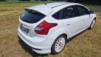 Ford Focus Mk3 1.6 TDCi (2012) – bílý hatchback, výborný sta - 6
