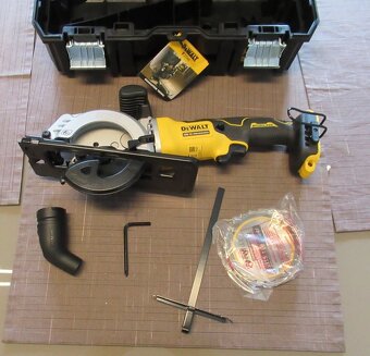DeWalt 18V aku okružní pila DCS571NT - 6