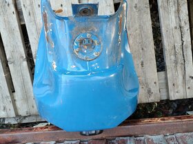 Nádrž sedlo Aprilia Tuareg Dakar stavba - 6