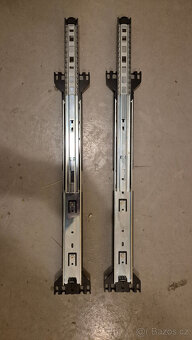 Server Supermicro Rackmounted 4U vcetne lyzin do racku - 6