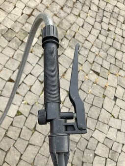 Zahradní postřikovač 12l, velmi dobrý stav - 6