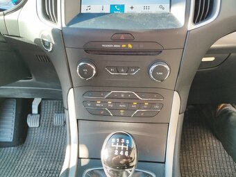 Ford Galaxy III 1.5 r.v 2017 118 kw 55000 km Nebourané - 6