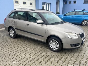 Škoda Fabia II combi 1.2i Ambiente klimatizace - 6