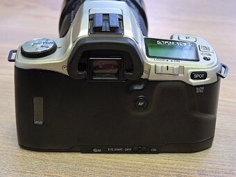 Analog Minolta Dynax 505 si super + Sigma 28-210 - 6