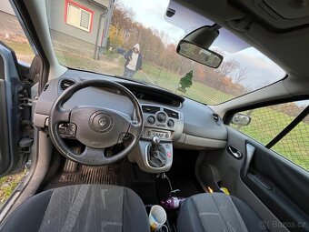 Renault Scenic 1.6 16V - 6