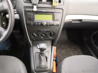Škoda Octavia 2 TDI dsg - 6
