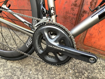 TREK Émonda SL6, Shimano 2x11, vel.52, nová karbonová kola - 6