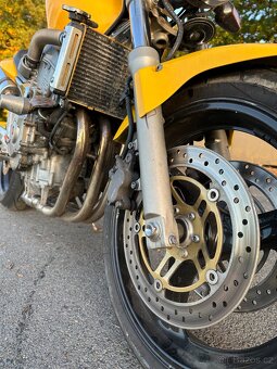 Honda Hornet 600 - 6