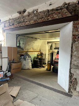 Pronájem skladu, dílny nebo garáží. - 6