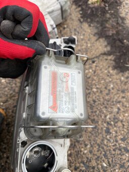 Xenony Škoda Octavia 2 - 6