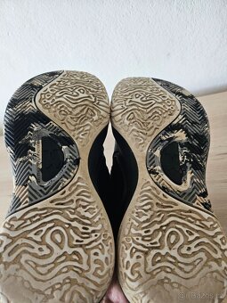 Tenisky Under Armour, velikost 36,5 - 6