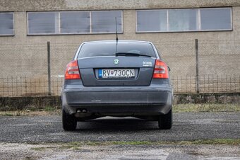 Škoda Octavia 2 z roku 2007 - 6