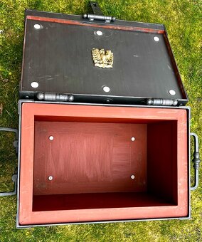 Kovová truhla / trezor - 6