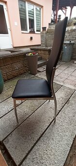 Jídelní stůl a židle - 6