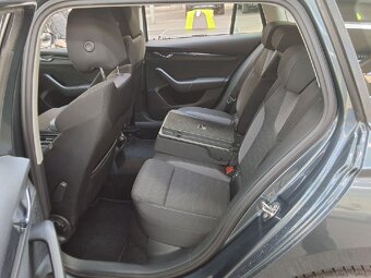 ŠKODA Octavia kombi, 2.0 TDi (110 kW), DSG, plný servis - 6