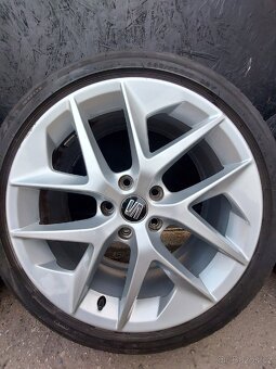 Kola r18 225×40 - 6