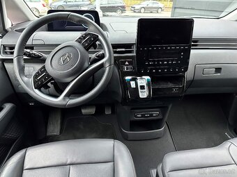 Hyundai Staria 9 míst - poslední volné termíny na prázdniny - 6