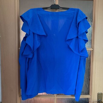 NOVÁ- Halenka Dorothee Schumacher- M - 6