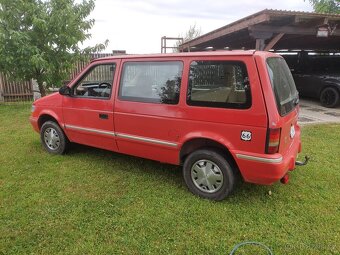 Chrysler Voyager 3,0 V6 - 6