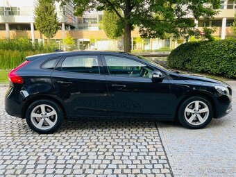 Volvo V40 2.0i BENZÍN MANUÁL FACELIFT LED SENZORY SERVISKA - 6