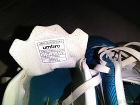 Pánské sálové boty UMBRO vel. 43 EUR (vnitřek 25.5 cm) - 6