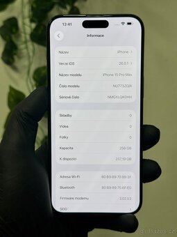 iPhone 15 Pro Max 256GB černý - 6