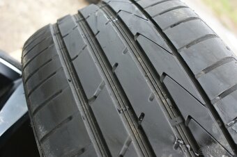 R20 alu kola na Audi VW Seat Skoda 5x112 dvoubarevná - 6