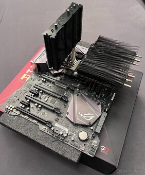 Intel Core i7-8700K + ASUS Maximus X Apex + Ram - 6