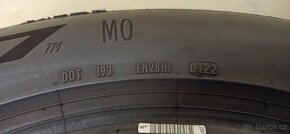 Pirelli 225/55 R17 97Y 5,5mm - 6