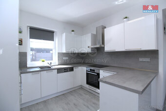 Prodej rodinného domu, 177 m², Veleň, ul. U Rybníka - 6