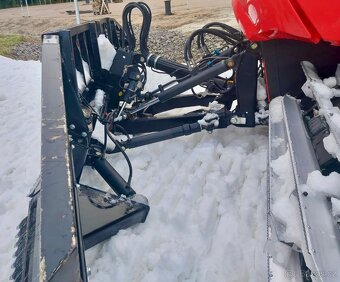 PB 400 park, rolba, ratrak - 6