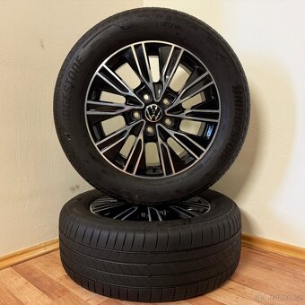 VW MULTIVAN T7 5x120 R17 ET60+LETNÍ 235/55R17 7/6mm - 6