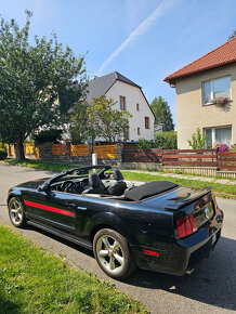 Ford Mustang  cabrio California GT - 6