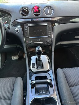 2014 FORD S-MAX TITANIUM 2,0 TDCI 103KW automat - 6