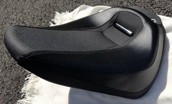 HARLEY DAVIDSON®BREAKOUT M8 - 6