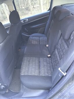 Peugeot 307 2,0 benzín 100 kW 2003 - 6