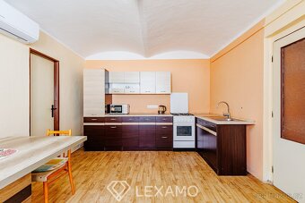 Prodej rodinného domu, Hrádek - okres Znojmo, ev.č. 00268 - 6