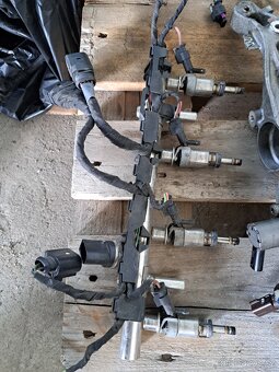 Díly motoru 2.0tsi CHHB - 6