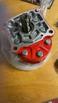 Vodná pumpa D-65 ,cerpadla NS 100,NS 32 na bagr Belarus - 6