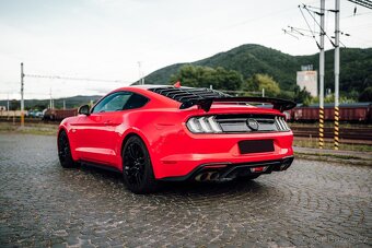 FORD MUSTANG GT 5.0 V8 - 6