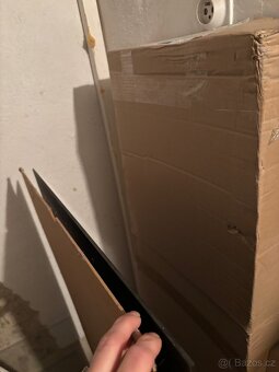 Prosklená skříň - 6