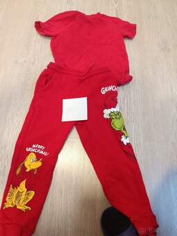 Oblečení a hračky - 6