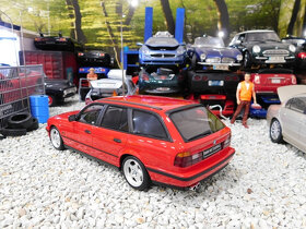 model auta BMW E34 M5 Touring červená farba Otto mobile 1:18 - 6