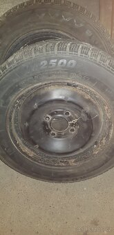 Prodám sadu celoročních pneu na Peugeot 206 - 6