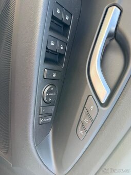 Hyundai i30 1.5 T GDI DCT N line Hybrid 2024 - 6