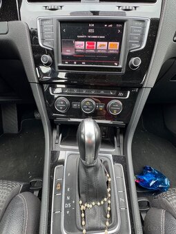 VW Golf 1.6 TDI DSG Highline Variant - 6