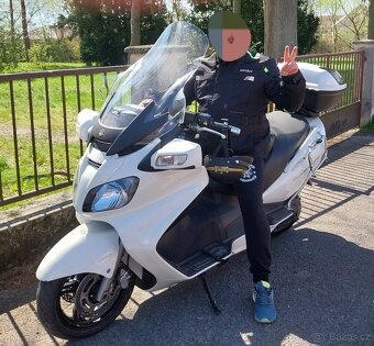 Suzuki Burgman 650 EXEKUTIVE - 6
