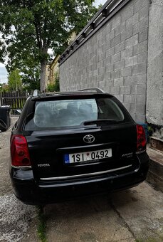 Toyota avensis - 6